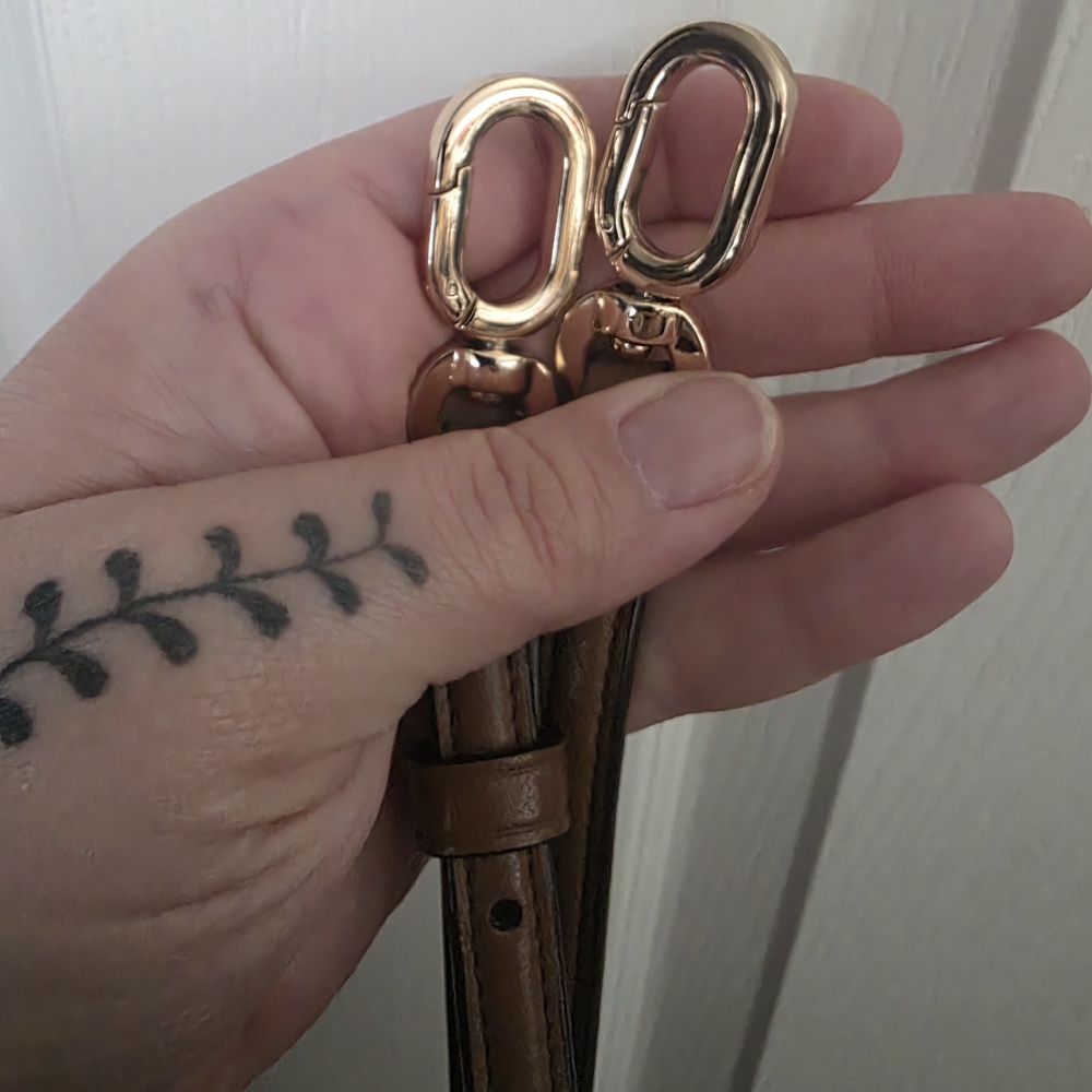 Coach Madison bag. (-MINI) HAND FOR REFERENCE - Picture 9 of 15